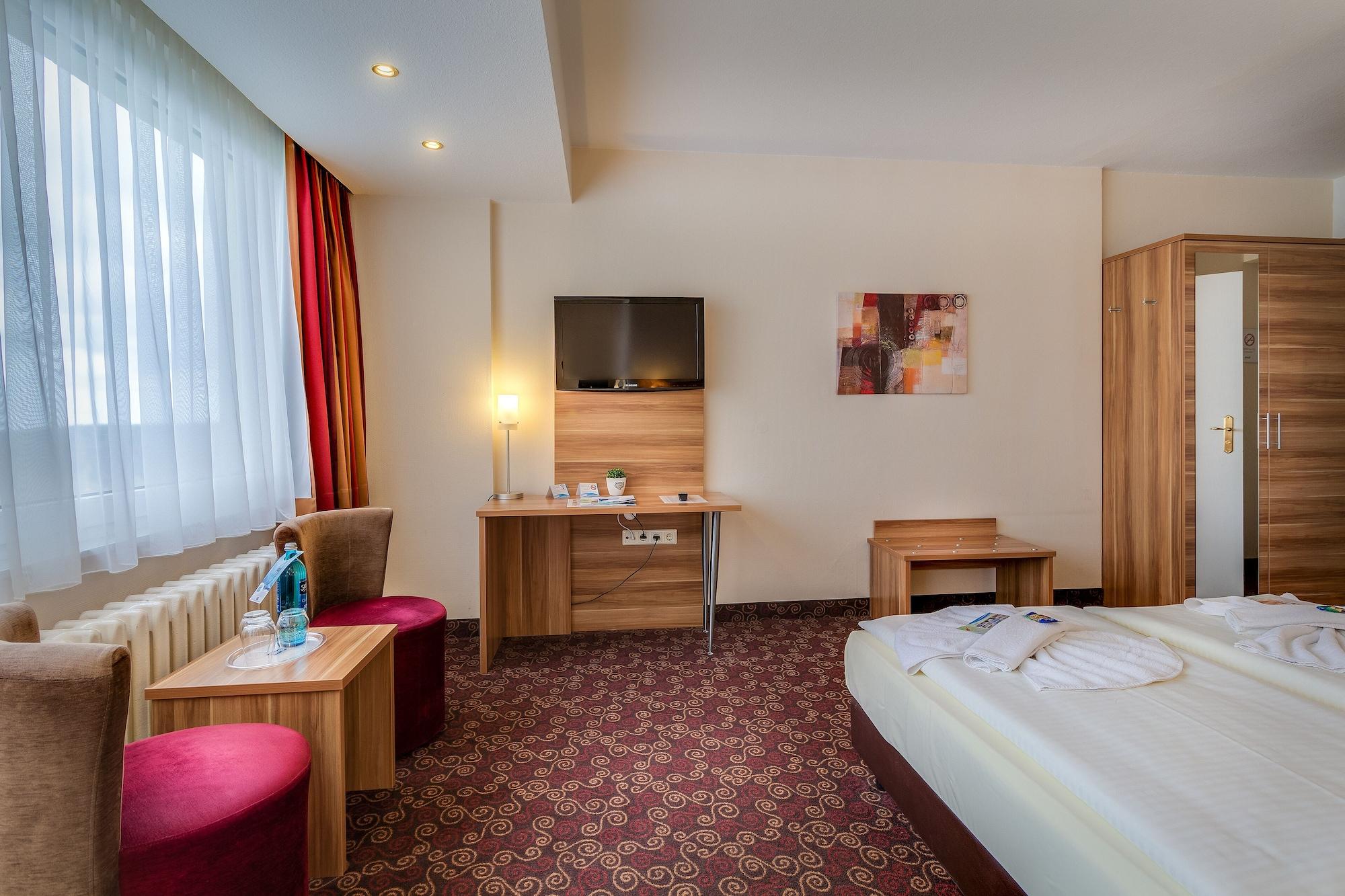 Ferien Hotel Rennsteigblick Friedrichroda Exterior foto